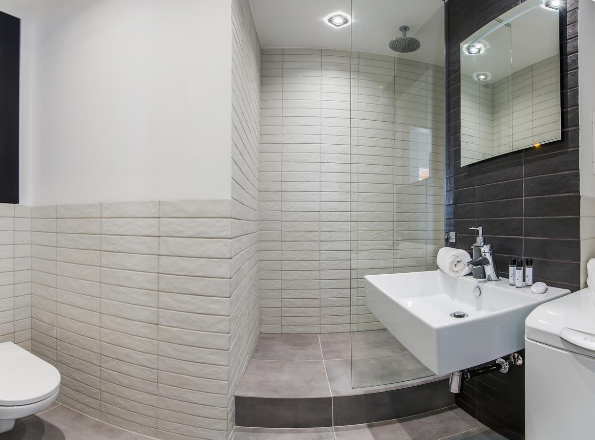 Chmielna 73 P&O Serviced Apartments Варшава Экстерьер фото
