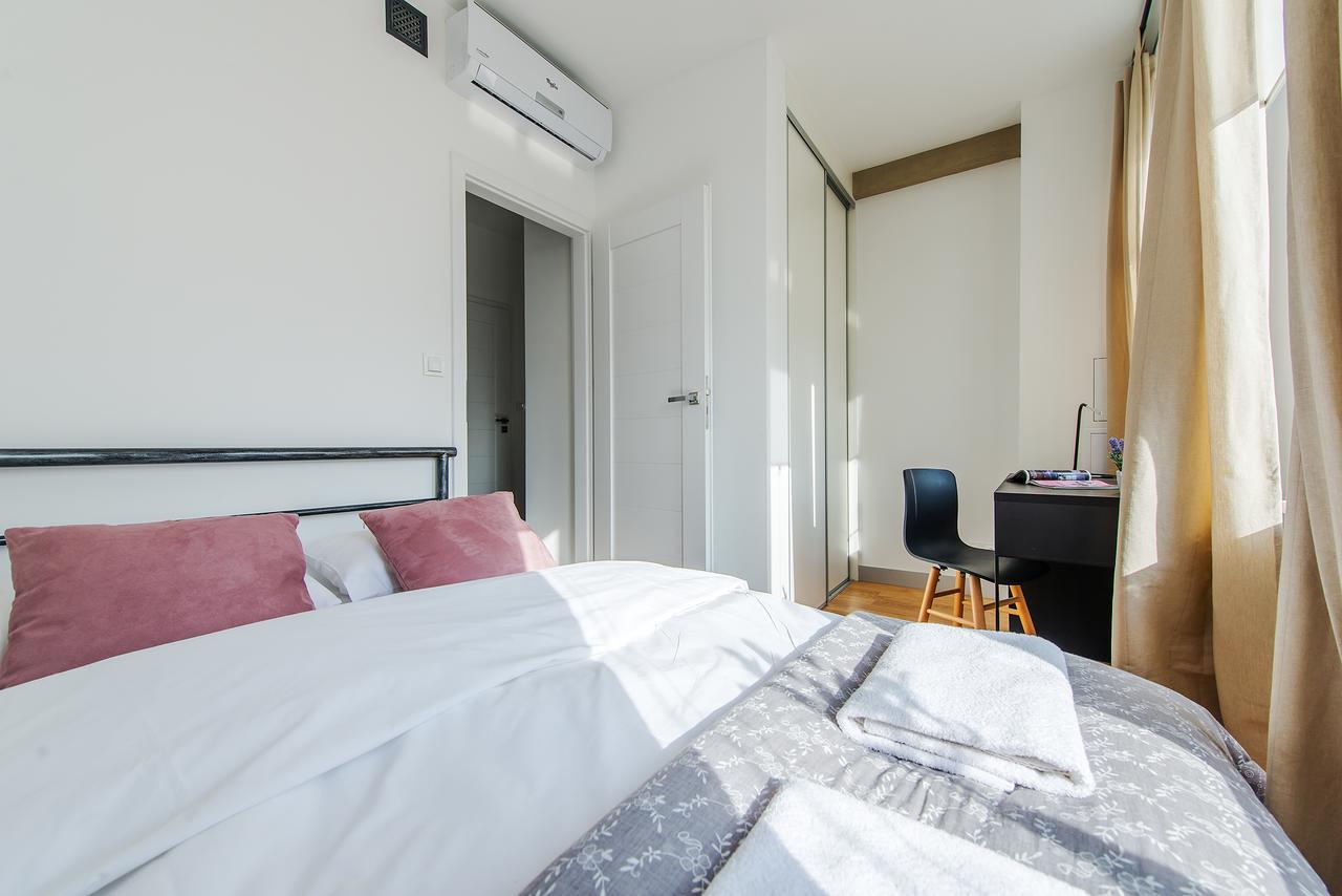 Chmielna 73 P&O Serviced Apartments Варшава Экстерьер фото
